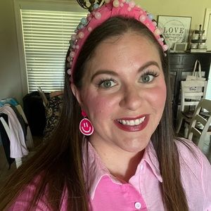 Meet your Posher, Crystal